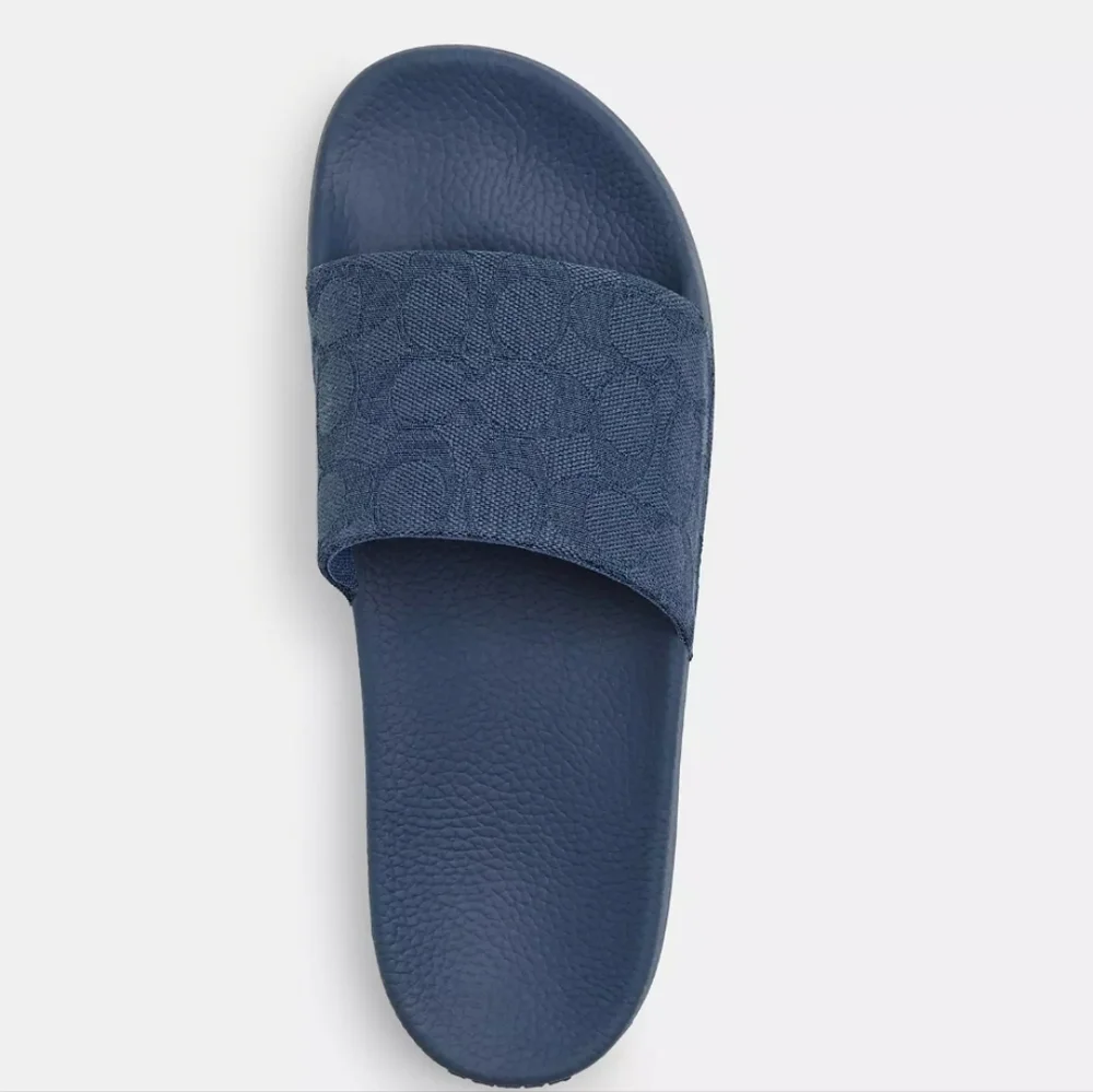 Coach Slides - Picture 4 of 4